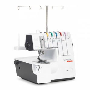 Surjeteuse recouvreuse Bernina 48