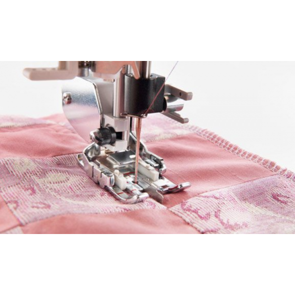 Semelle quilting avec guide dans la couture interchangeable HUSQVARNA