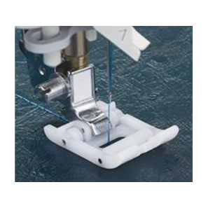 Pied presseur pour ourlet zig zag roulotté JUKI
